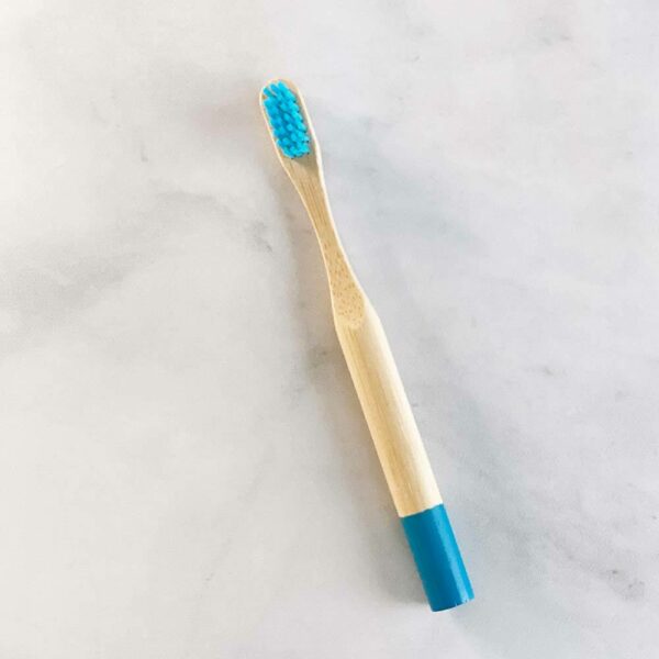 Γαλάζια οδοντόβουρτσα bamboo